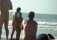 Các bạn trẻ, quyến rũ, nóng với sex nhat ban khong che hay nhat một con mắt đen lên mông cô ấy.